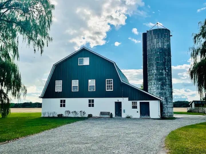 Home 'n Barn — Grandpa George's Dairy