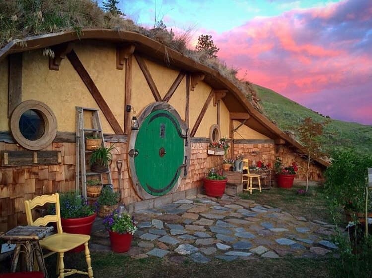 The Hobbit Inn
