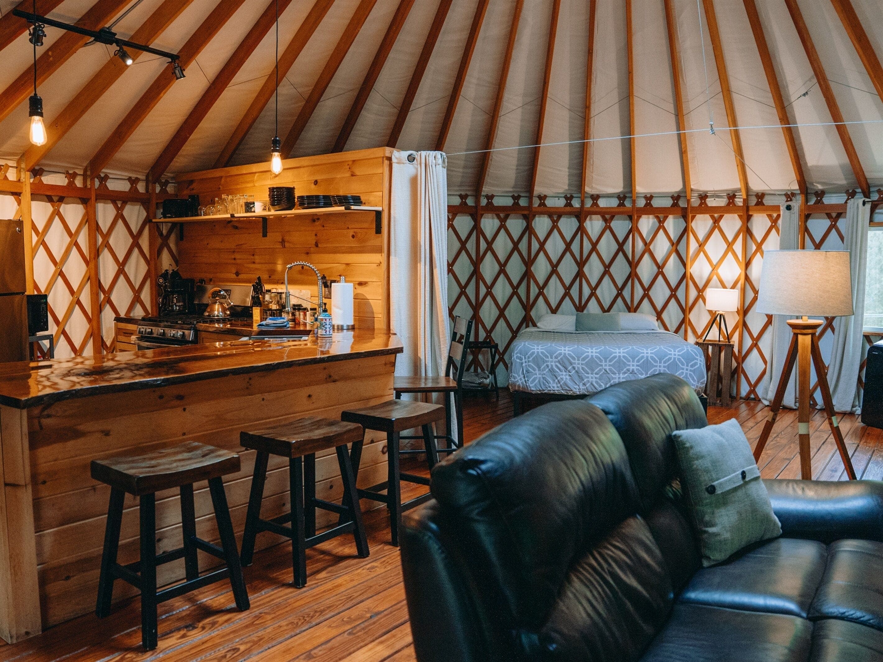 Private Yurt on 20 Wooded Acres