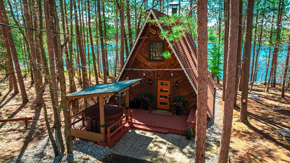 A-Frame Retreat — Hot Tub on the Indian River