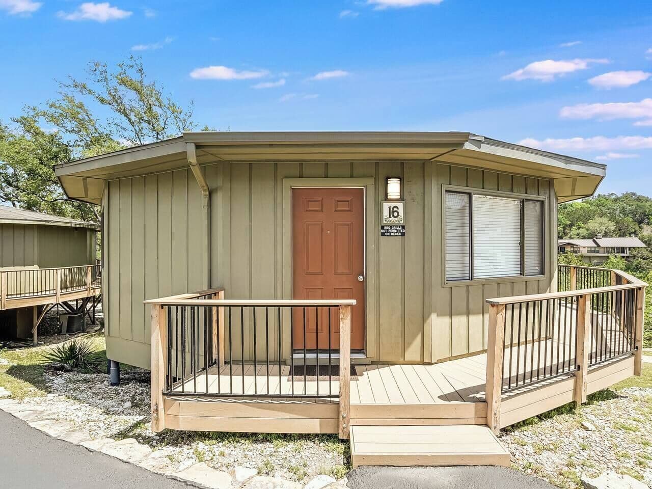The Treehouse On Lake Travis