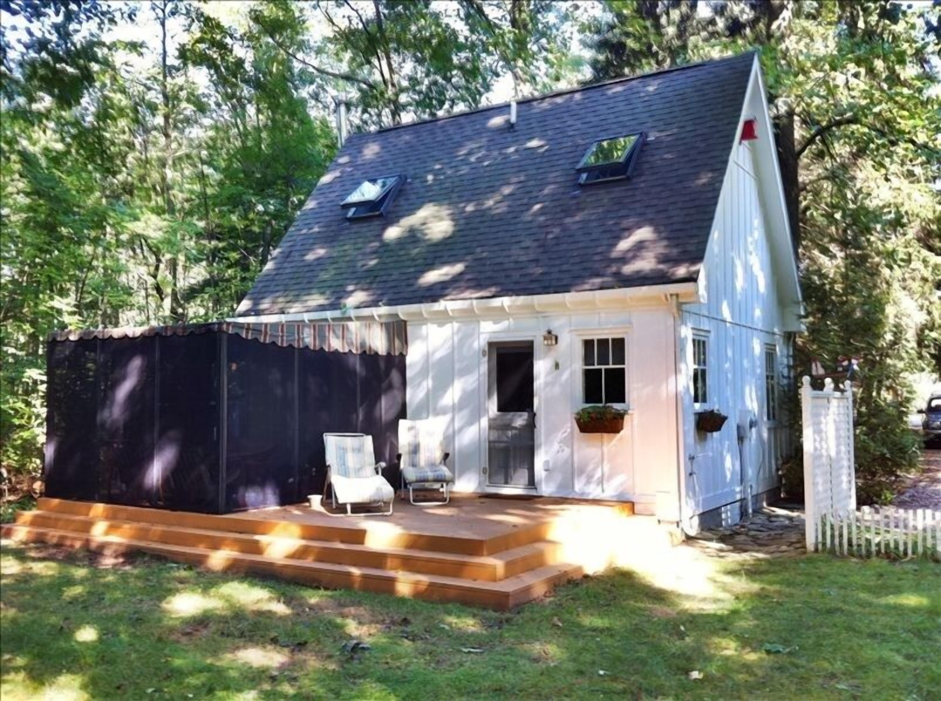 Little Hideaway in the Michigan Woods
