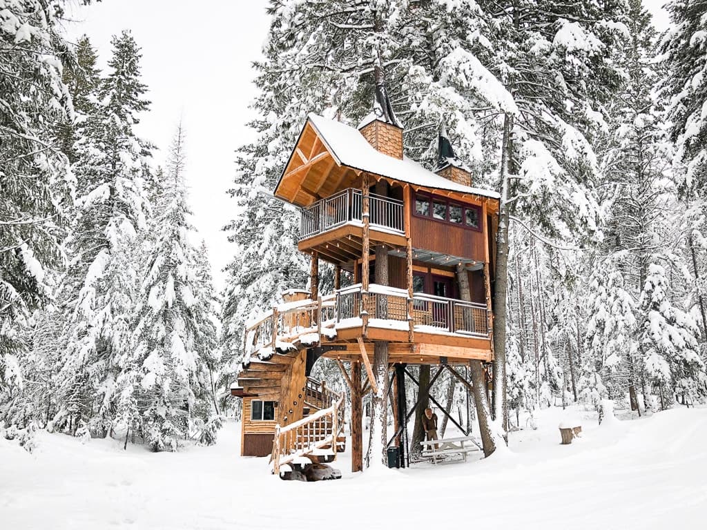 Meadowlark Treehouse at Montana Treehouse Retreat