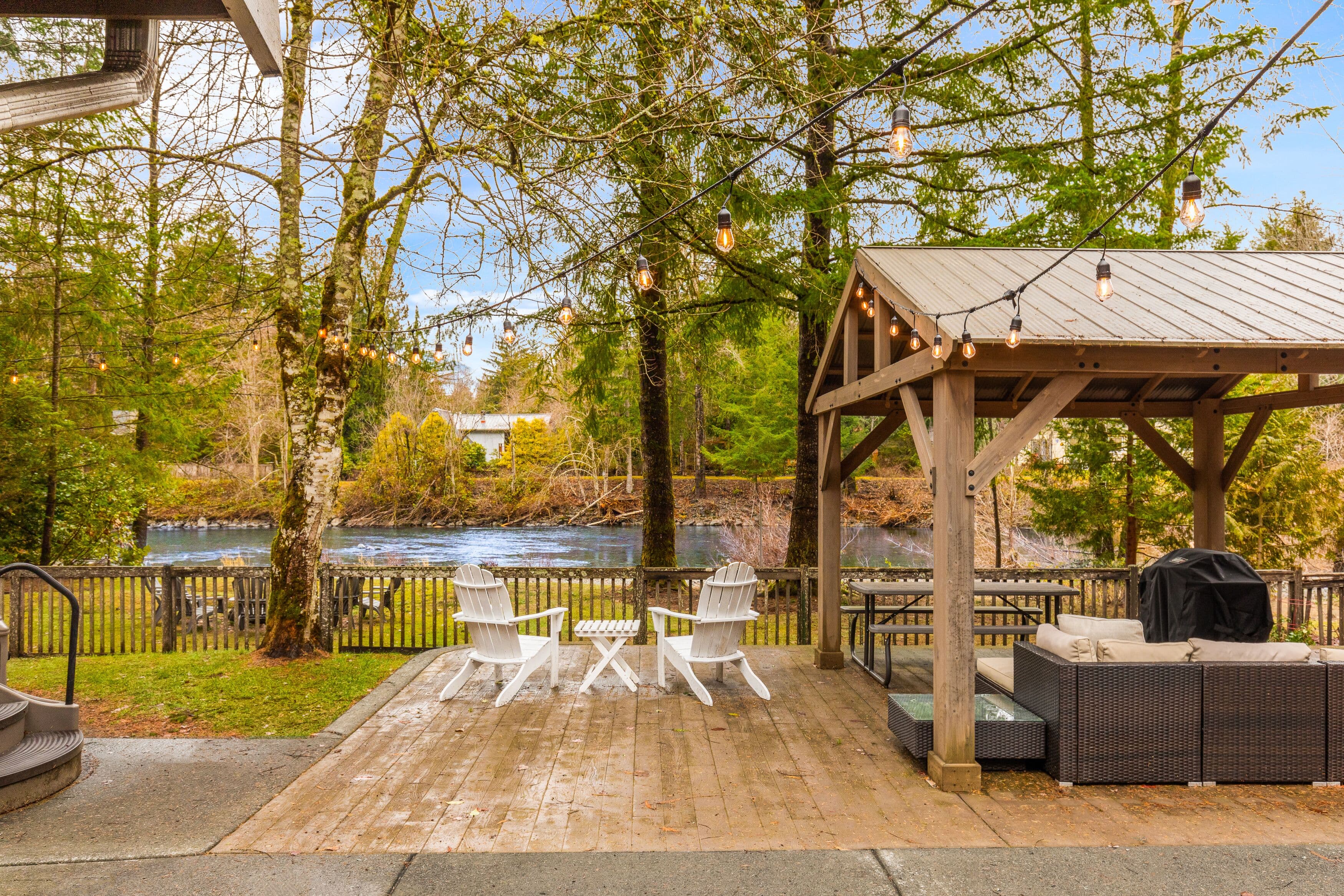 A-Frame Cabin on the River — Near Seattle