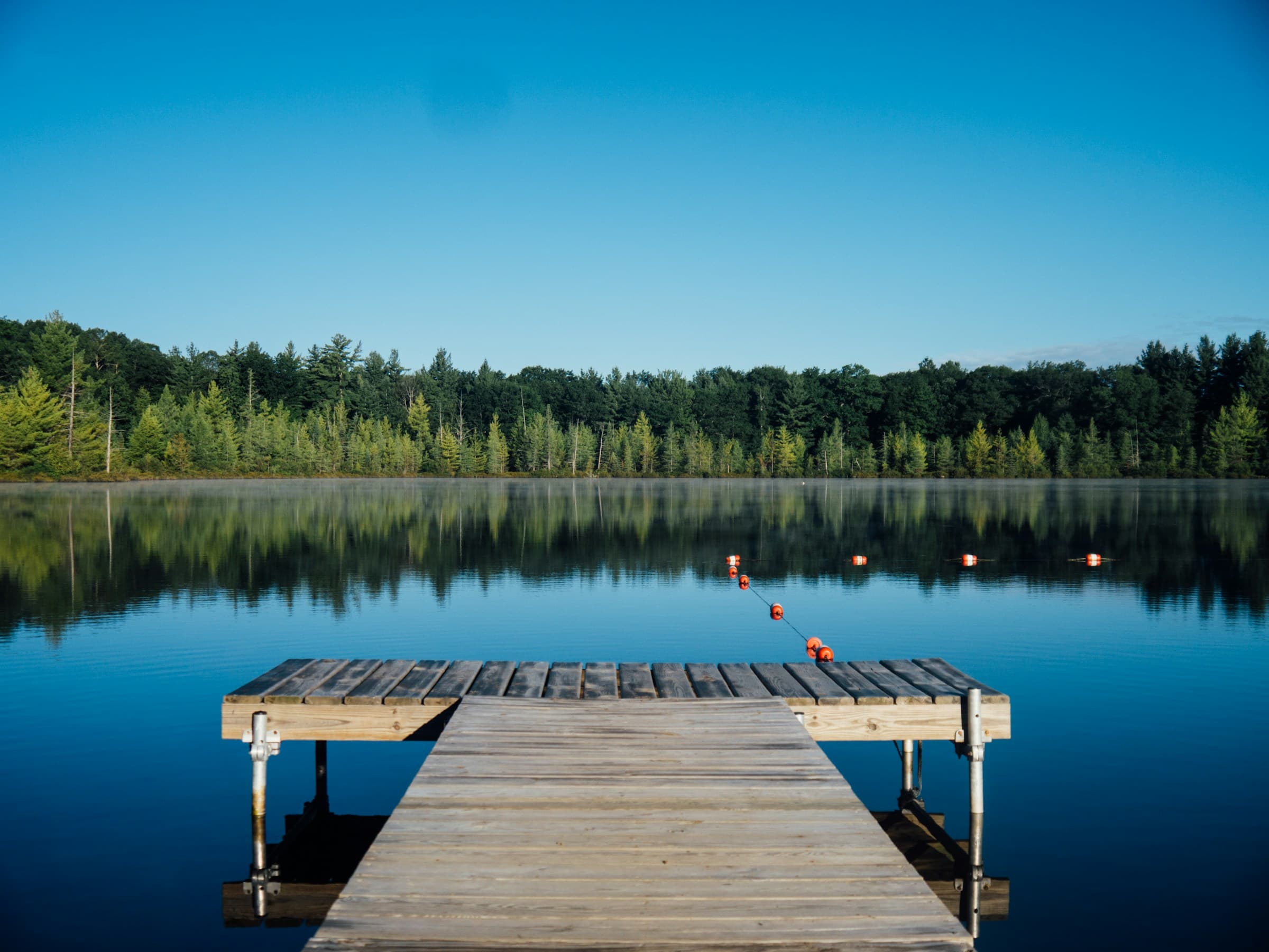 Lakefront Unique Stays: Cabins, Domes & A-Frames on the Water