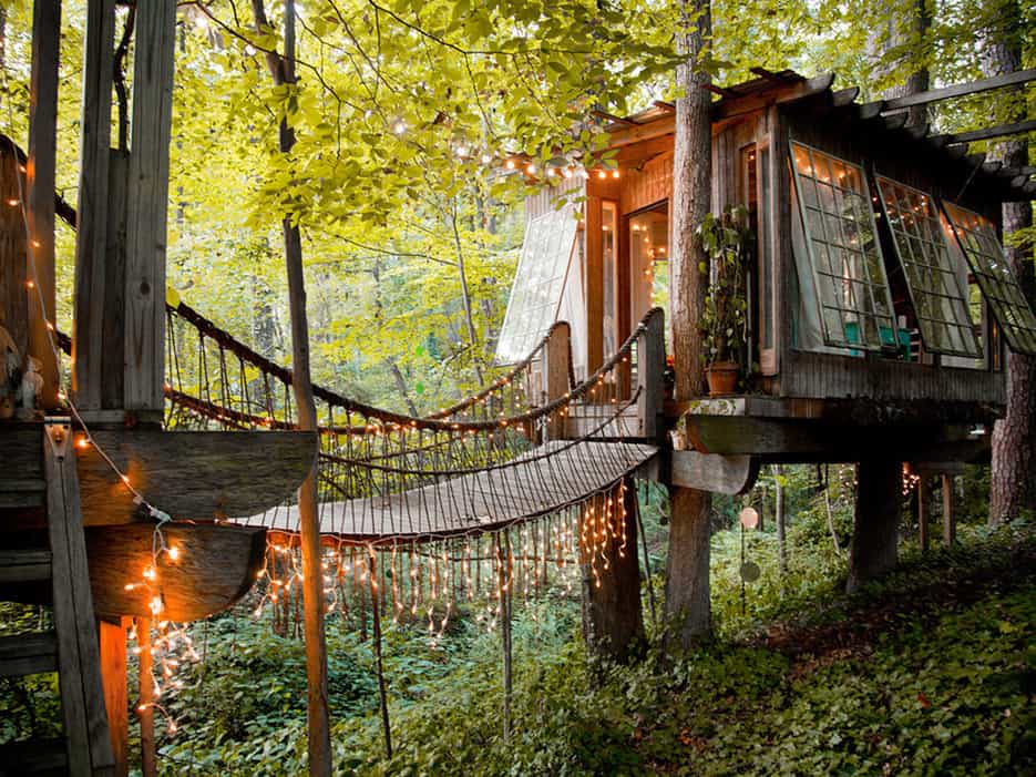 The 10 Most Extraordinary Treehouses in America